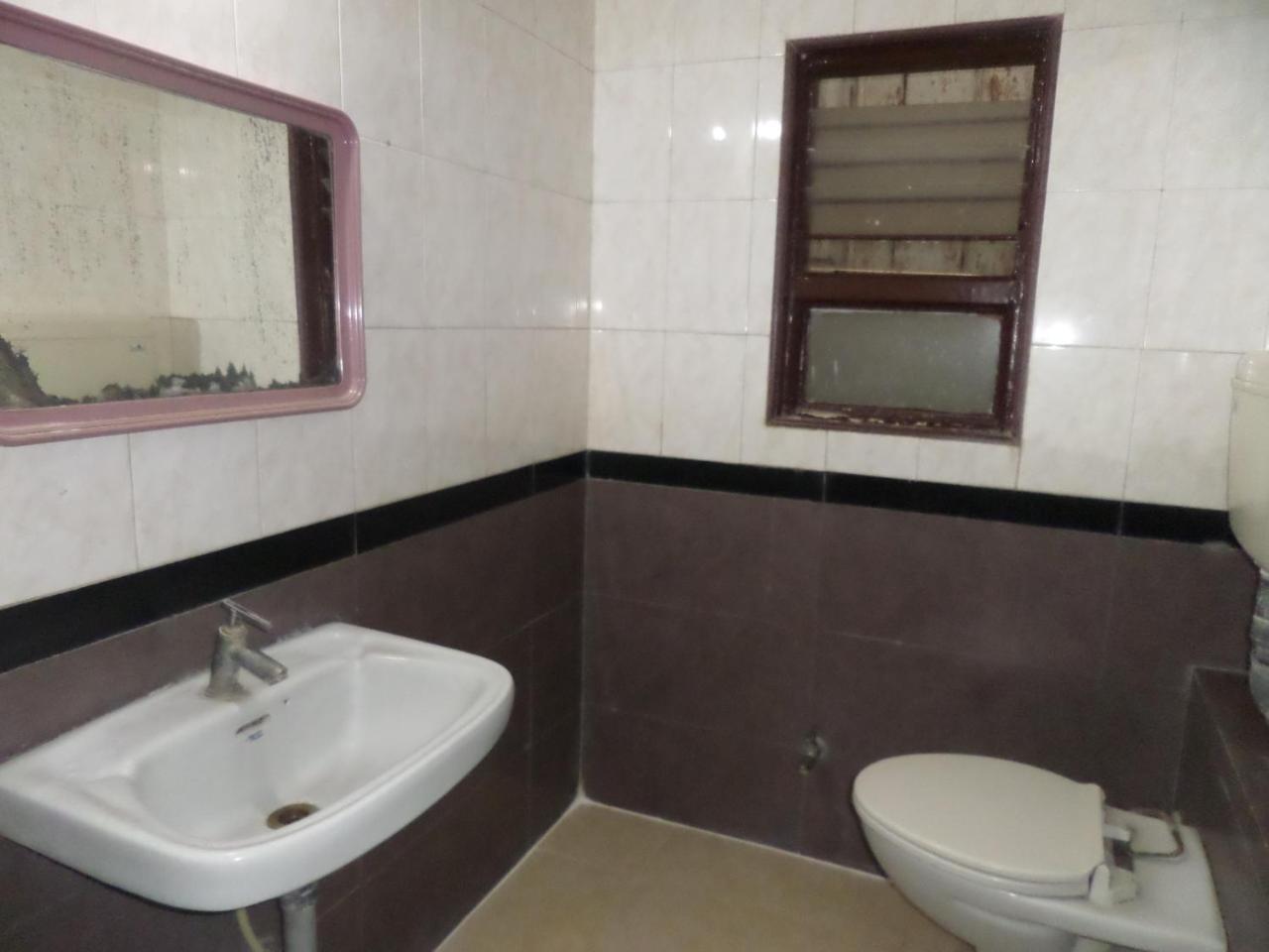 Hotel Padma Nashik Buitenkant foto