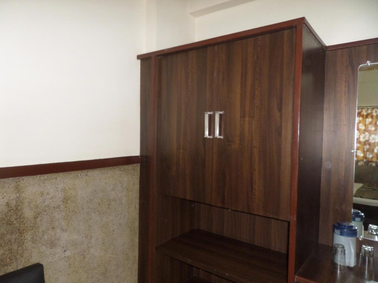 Hotel Padma Nashik Buitenkant foto